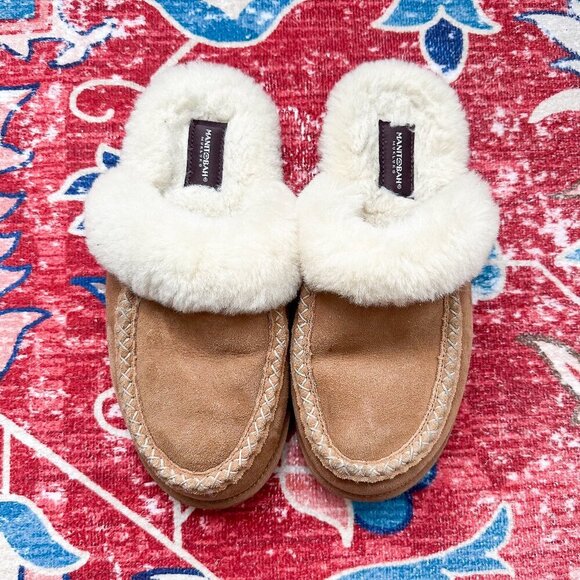 Manitobah Women's Cabin Slide, Size , Great Condition - Picture 1 of 5